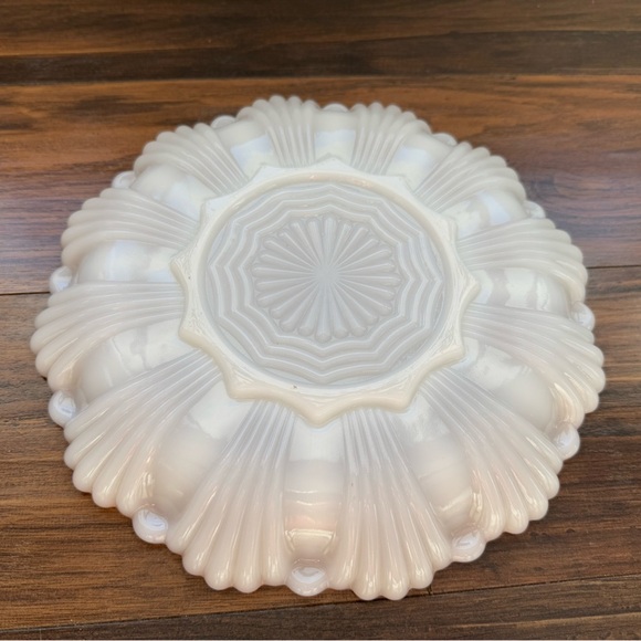 vintage Anchor Hocking Fire-King milk glass deviled egg plate - Picture 2 of 2